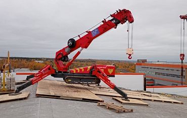 Монтаж на крыше с помощью мини-крана Арлифт